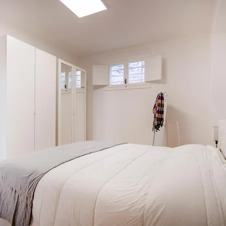 Apartment Guesthost - Nicola's Nest Bari