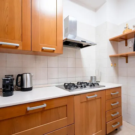 Apartamento Guesthost - Nicola's Nest